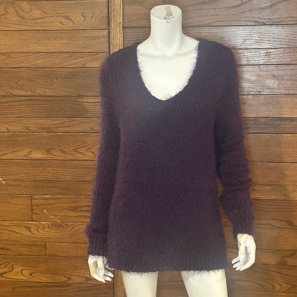 Kenneth Cole. Reaction. Size medium. Loose fit. Women's Purple Fuzzy Sweater